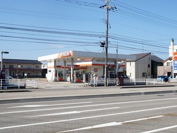 ENEOS / 松村物産(株) セルフ戸板SS 1 eneos e69dbee69d91e789a9e794a3e6a0aa e382bbe383abe38395e688b8e69dbfss