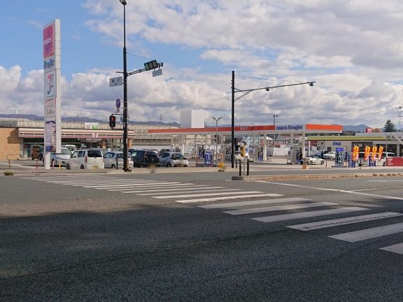 ENEOS EneJet Dr.Drive巣子店 1 eneos enejet dr drivee5b7a3e5ad90e5ba97